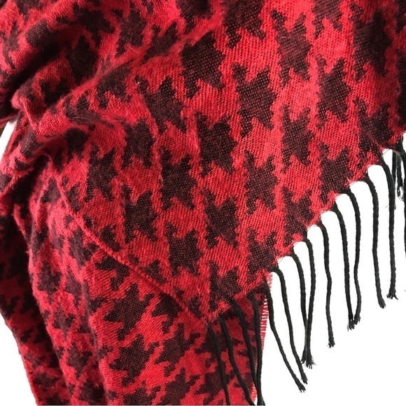 Scarf 54 inches long 11 inches wide Red Black Large Houndstooth Design - Picture 2 of 5